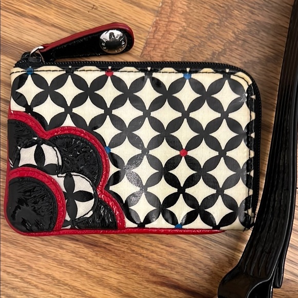 Vera Bradley Handbag and Change Purse Black and Red Patterned Shoulder Bag - Picture 2 of 10